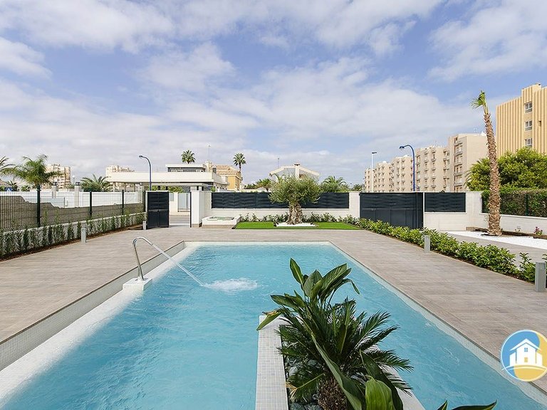 Villa for Sale in Dehesa De Campoamor 7