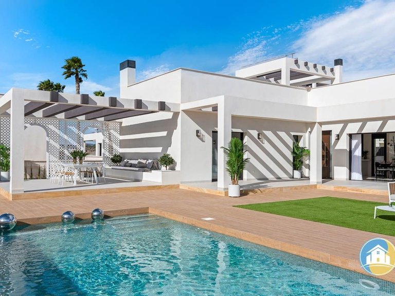 Villa for Sale in Ciudad Quesada 4