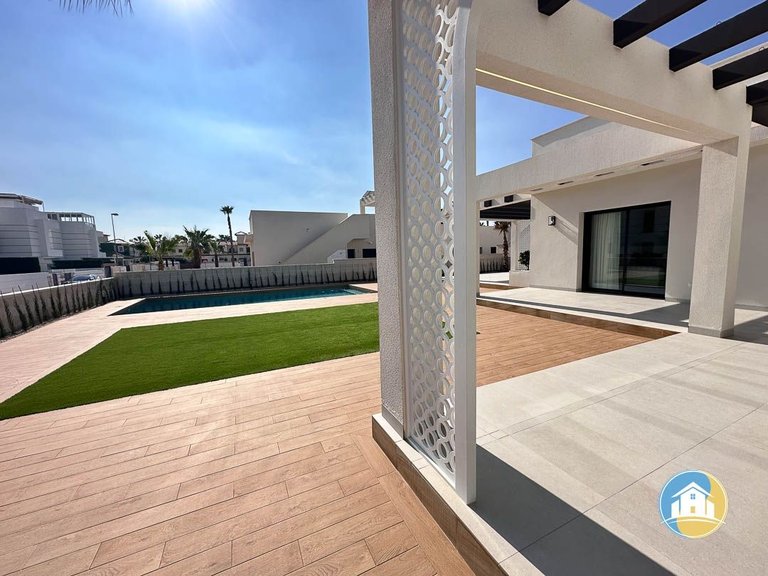 Villa for Sale in Ciudad Quesada 9