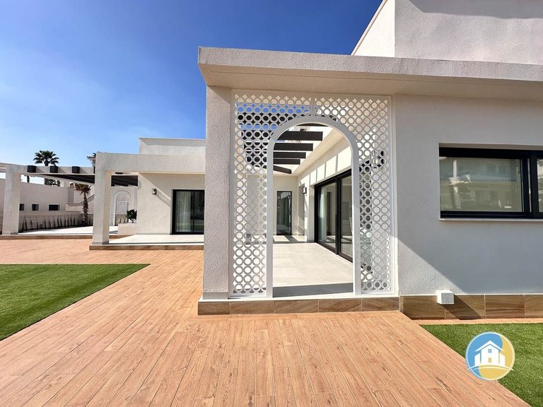 Villa for Sale in Ciudad Quesada 31