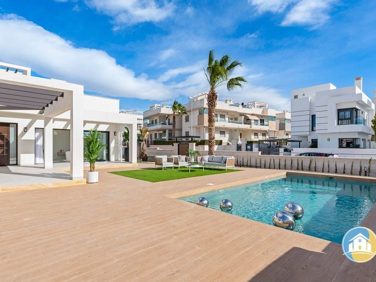 Villa for Sale in Ciudad Quesada 40