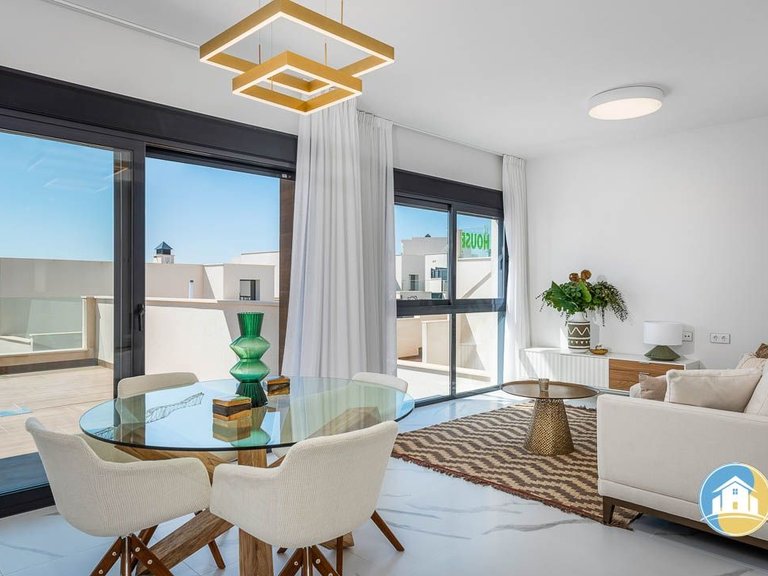 Villa for Sale in San Miguel De Salinas 8