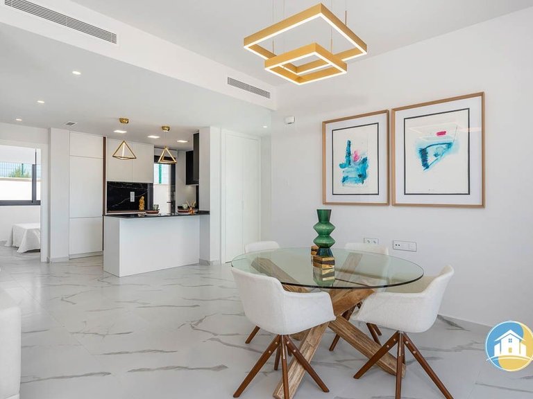 Villa for Sale in San Miguel De Salinas 12