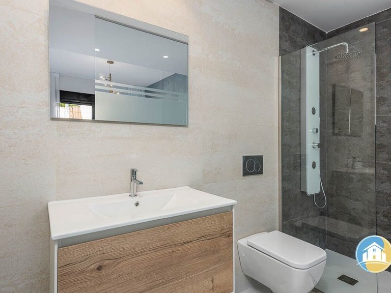 Villa for Sale in San Miguel De Salinas 17