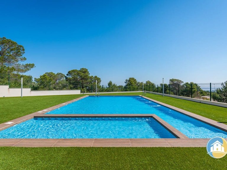 Villa for Sale in San Miguel De Salinas 29