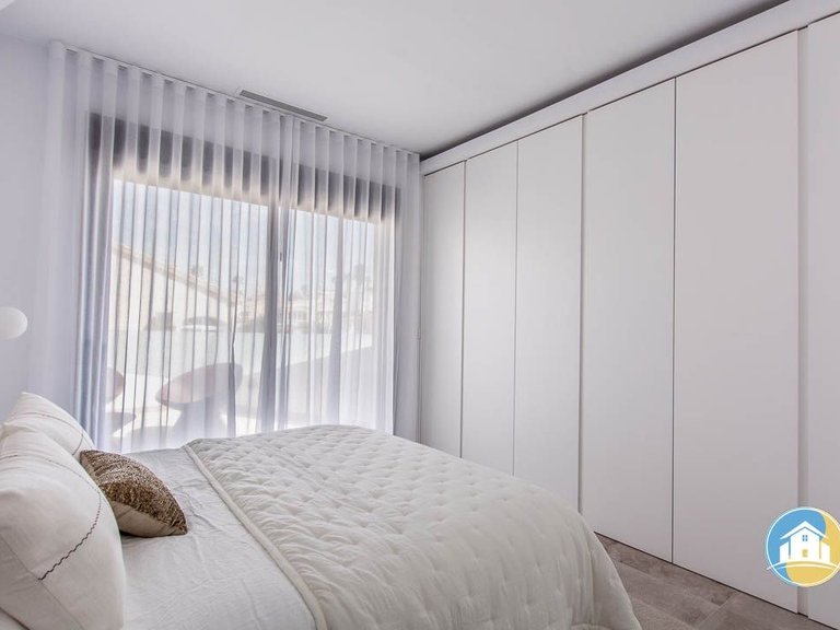 Villa for Sale in Orihuela-costa 11