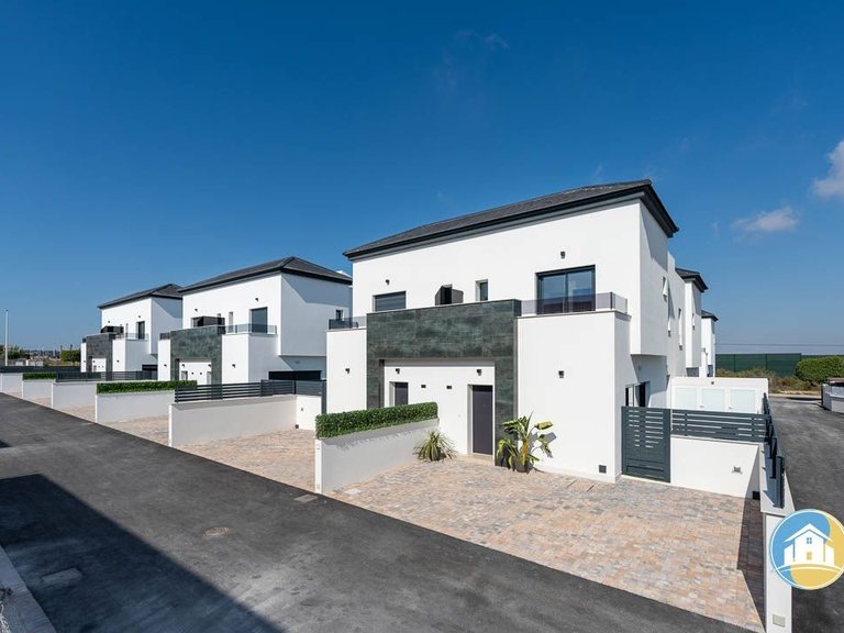 Town House for Sale in Santa Pola 34