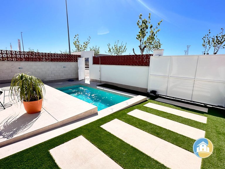 Villa for Sale in Pilar De La Horadada 3