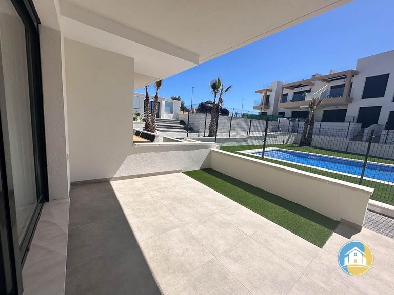 Penthouse for Sale in Villamartin 2