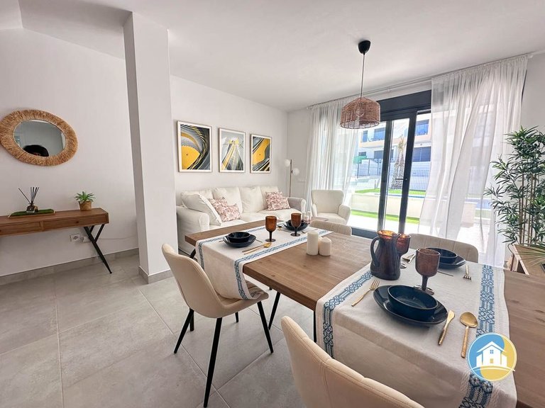 Penthouse for Sale in Villamartin 6