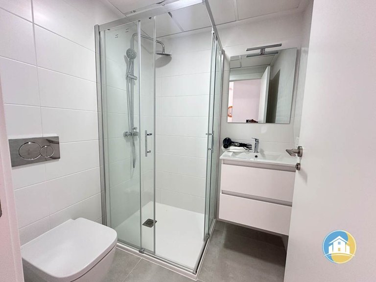 Penthouse for Sale in Villamartin 16