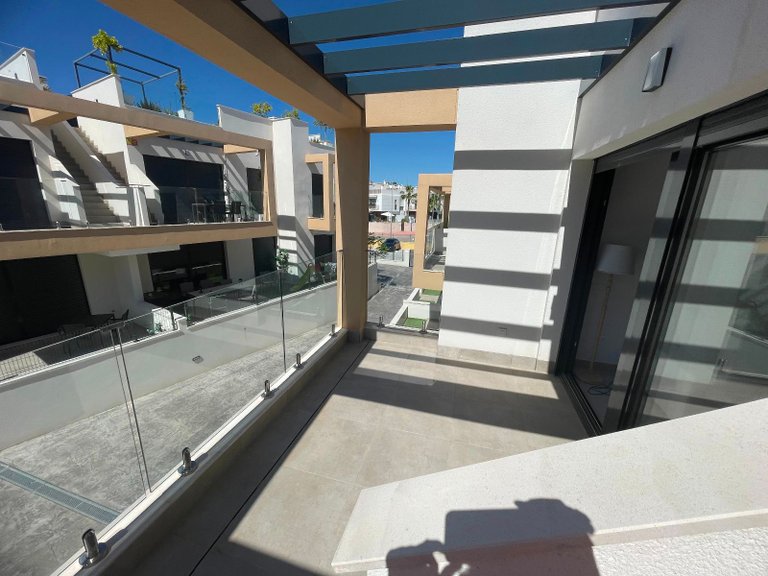 Apartment for Sale in Villamartin 26
