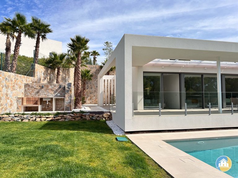 Villa for Sale in Orihuela-costa 3