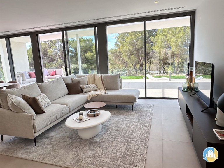 Villa for Sale in Orihuela-costa 11