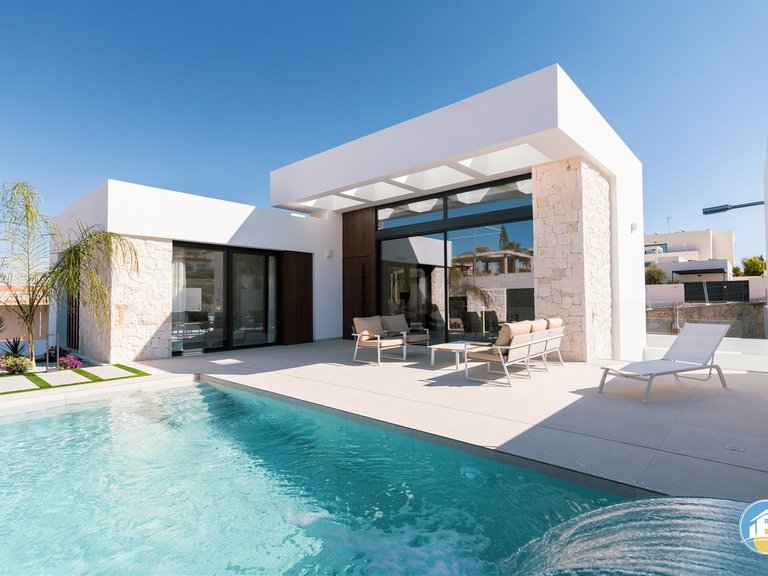 Villa for Sale in Rojales 1