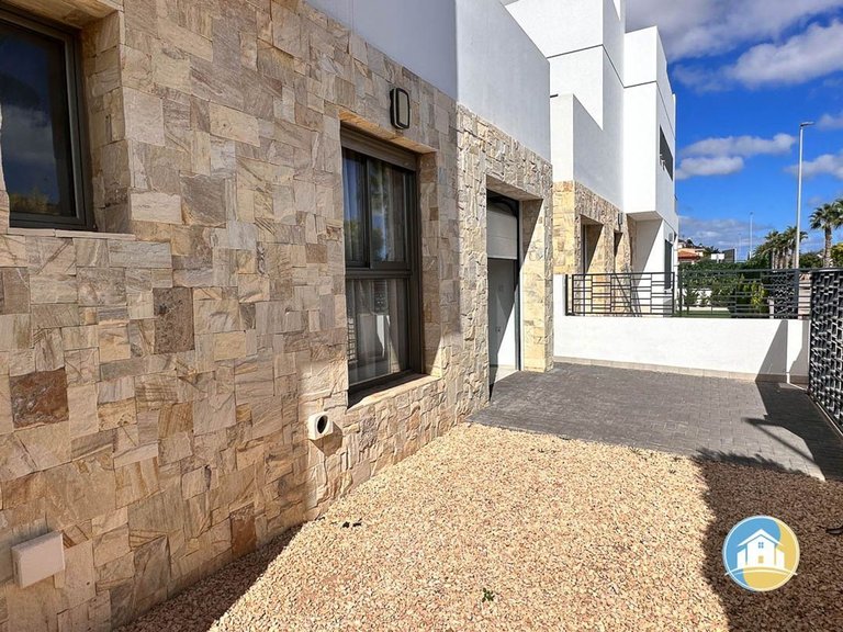 Villa for Sale in Los Alcazares 3