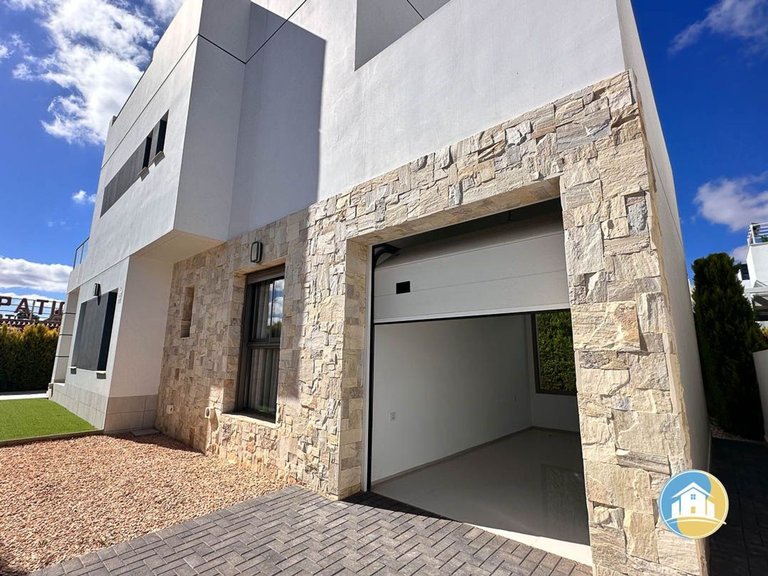 Villa for Sale in Los Alcazares 7