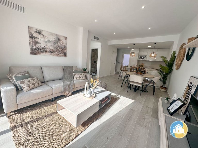 Town House for Sale in Avileses 5