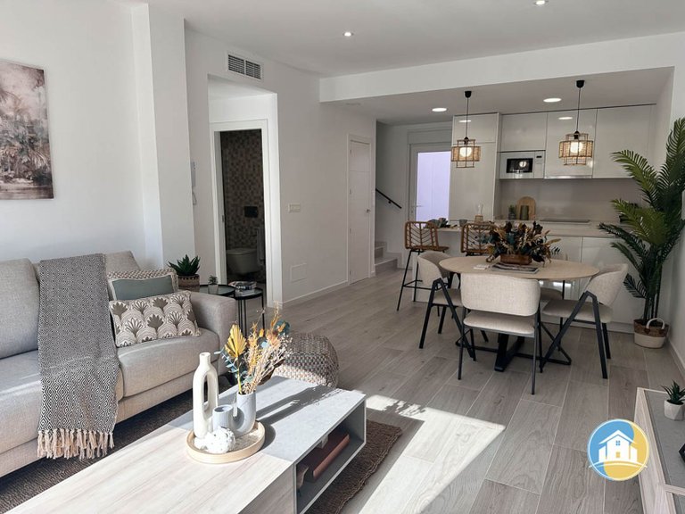 Town House for Sale in Avileses 6