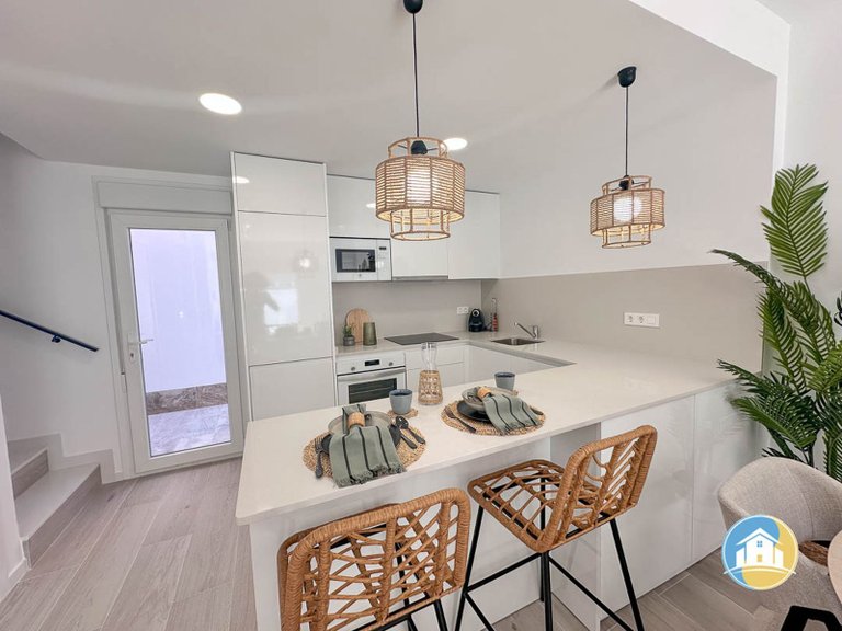 Town House for Sale in Avileses 10