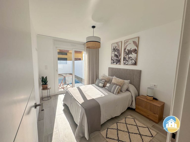 Town House for Sale in Avileses 14