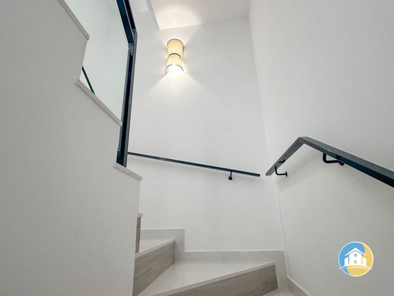 Town House for Sale in Avileses 19