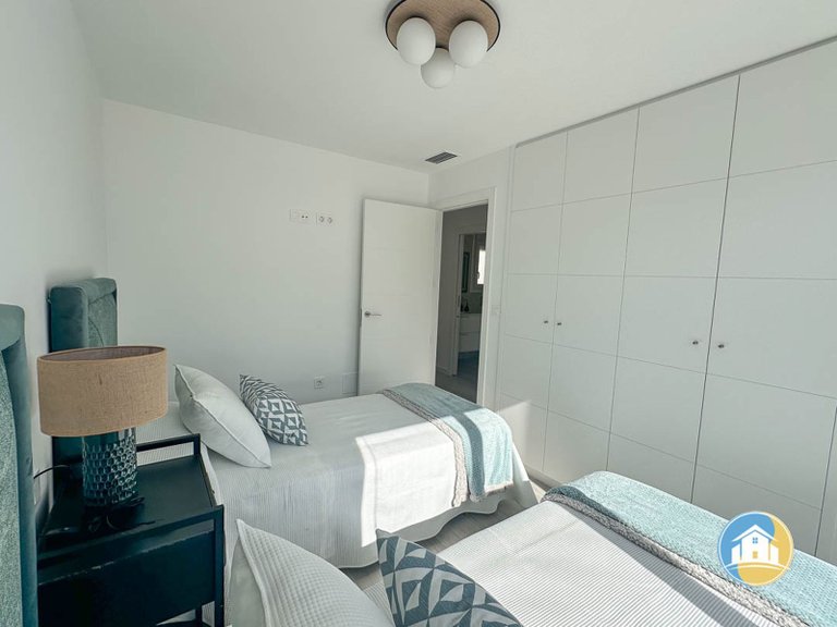 Town House for Sale in Avileses 27