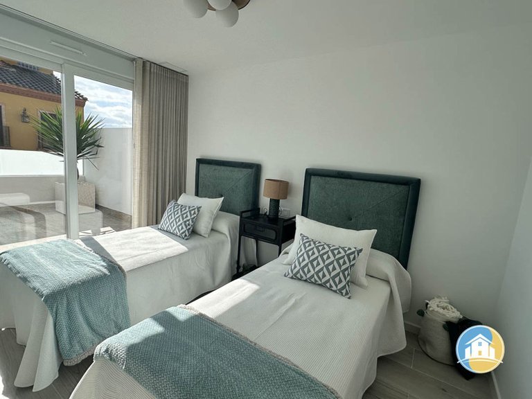 Town House for Sale in Avileses 30