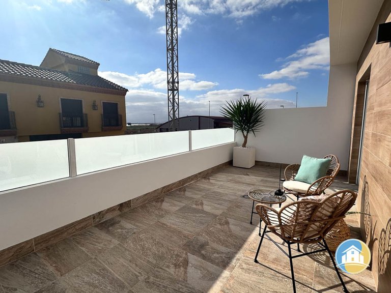 Town House for Sale in Avileses 31