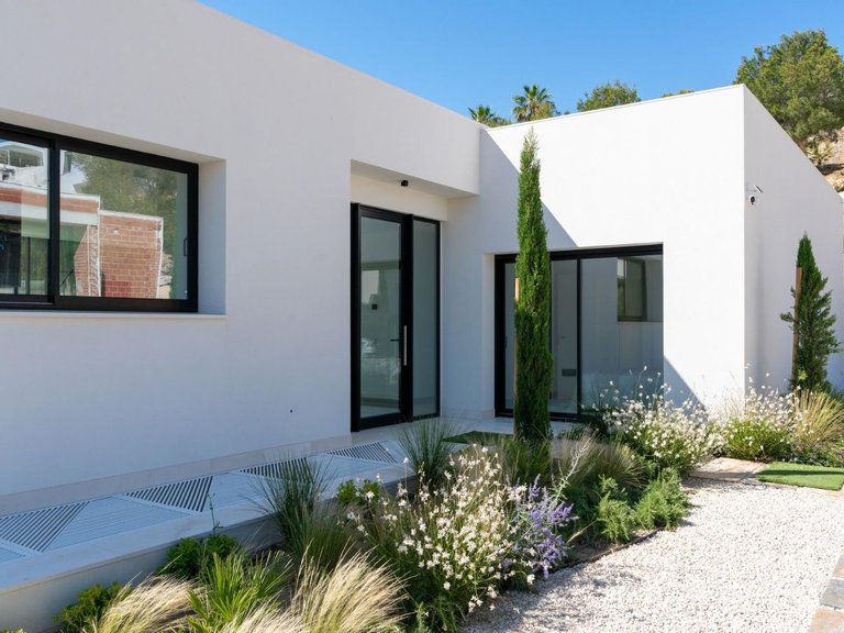 Villa for Sale in Dehesa De Campoamor 3