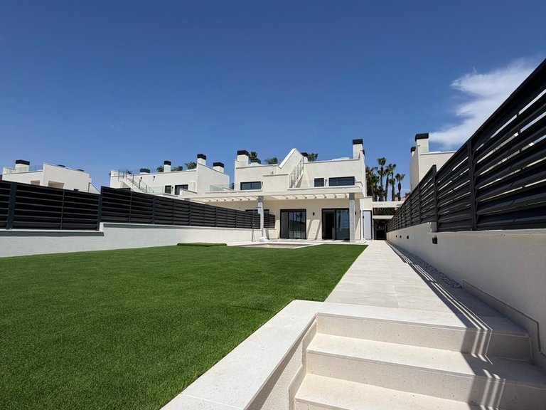 Villa for Sale in Los Alcazares 11