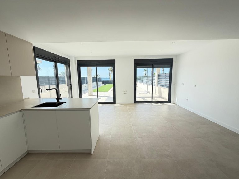 Villa for Sale in Los Alcazares 5