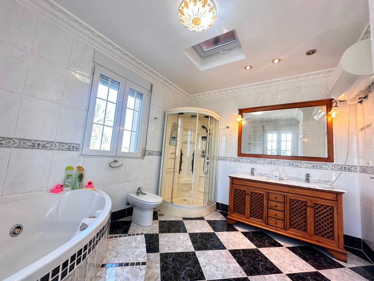 Villa for Sale in La Manga Del Mar Menor 45