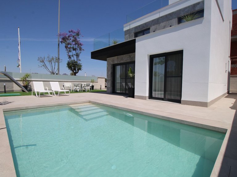 Villa for Sale in Pilar De La Horadada 2