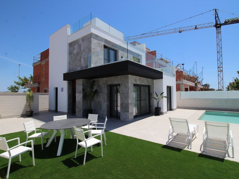 Villa for Sale in Pilar De La Horadada 5