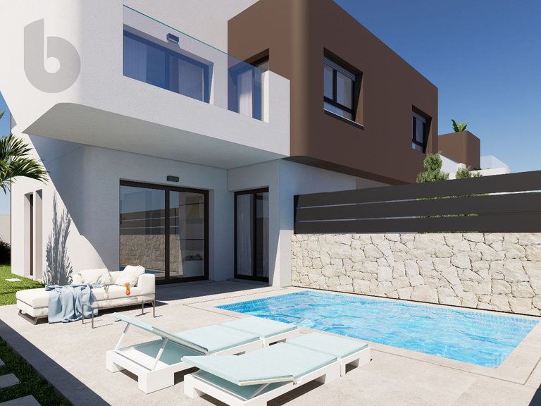 Villa for Sale in Torre De La Horadada 1