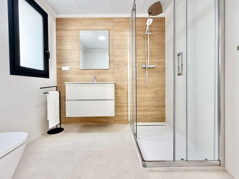 Town House for Sale in Cox 9