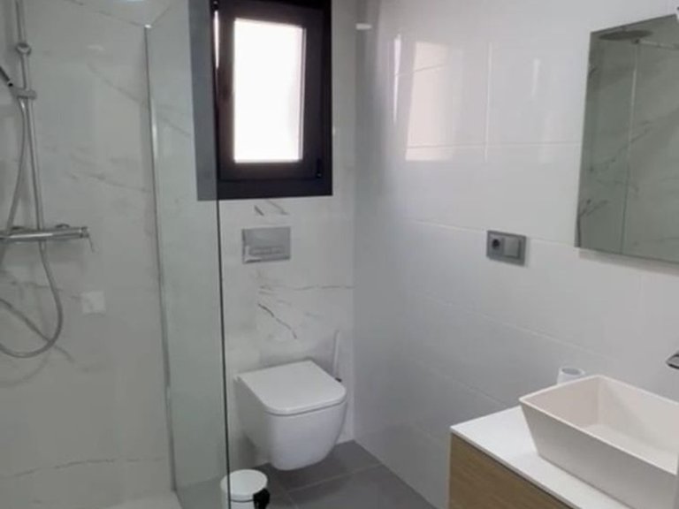 Town House for Sale in Daya Nueva 4