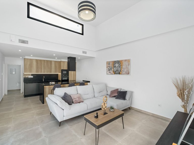 Villa for Sale in Daya Nueva 5