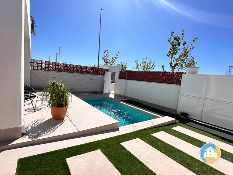 Villa for Sale in Pilar De La Horadada 17