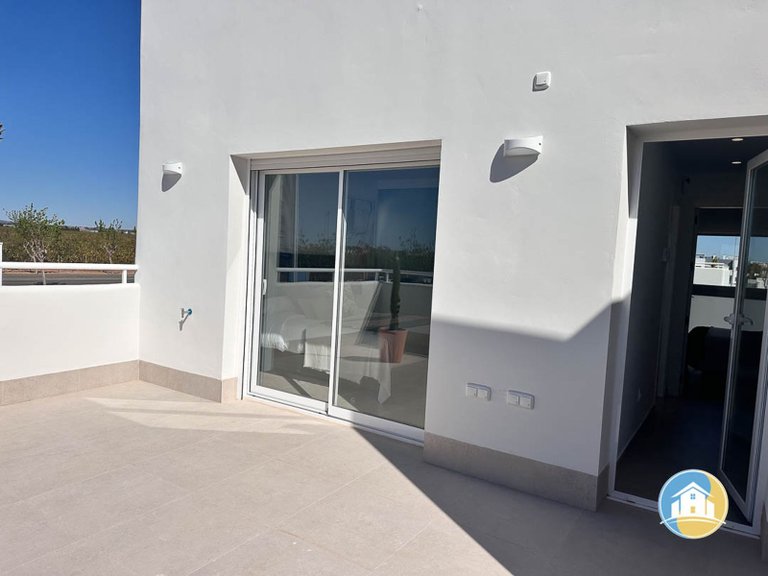 Villa for Sale in Pilar De La Horadada 32
