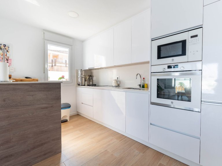 Villa for Sale in Avileses 12