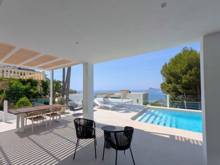 Villa for Sale in Altea 46