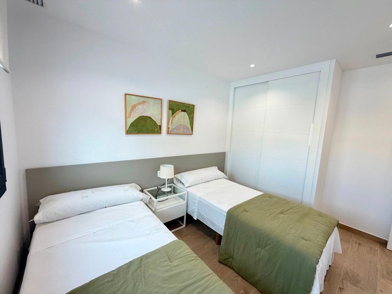 Town House for Sale in Santiago De La Ribera 8