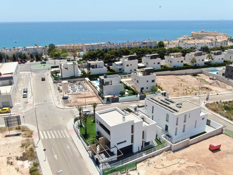 Villa for Sale in Dehesa De Campoamor 2