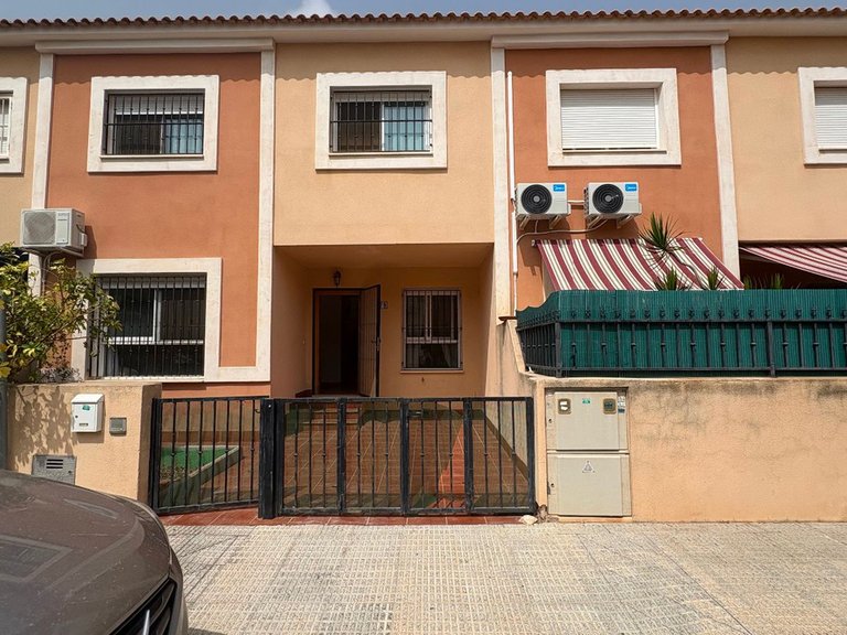 Town House for Sale in Santiago De La Ribera 5