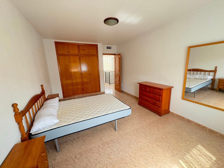 Town House for Sale in Santiago De La Ribera 19