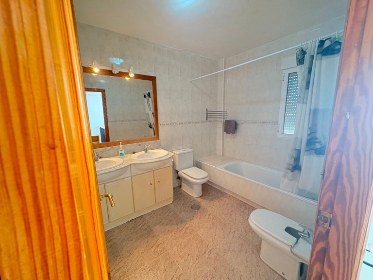 Town House for Sale in Santiago De La Ribera 32