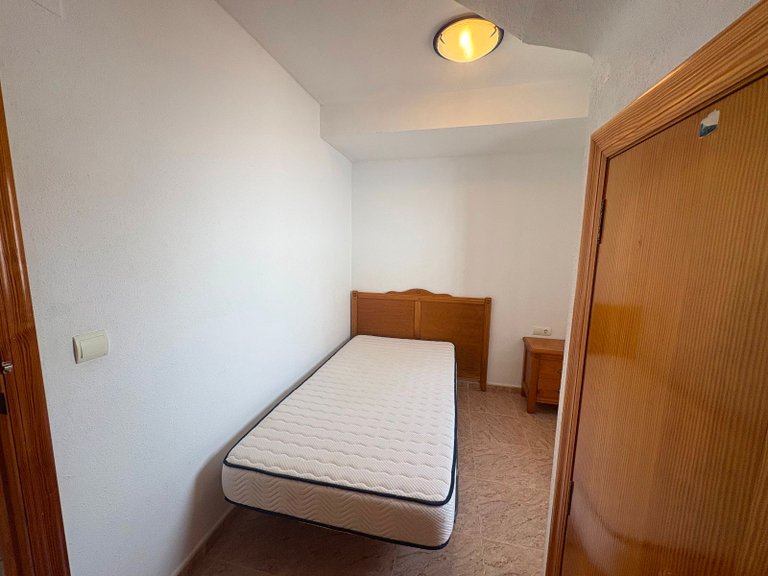 Town House for Sale in Santiago De La Ribera 41