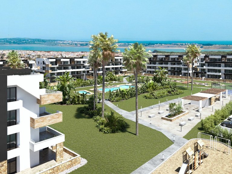 Apartment for Sale in Torrevieja 2